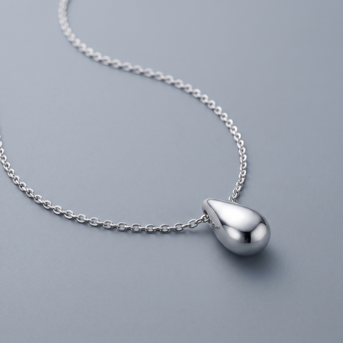 Silver Pendant Necklace